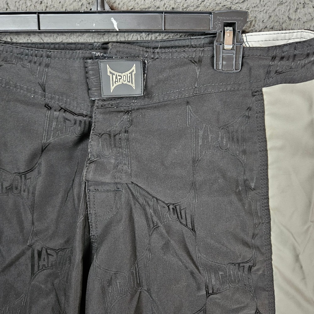 Tapout‎ Black Graphic MMA Board Shorts Men's Athletic Size 36 - Picture 2 of 10